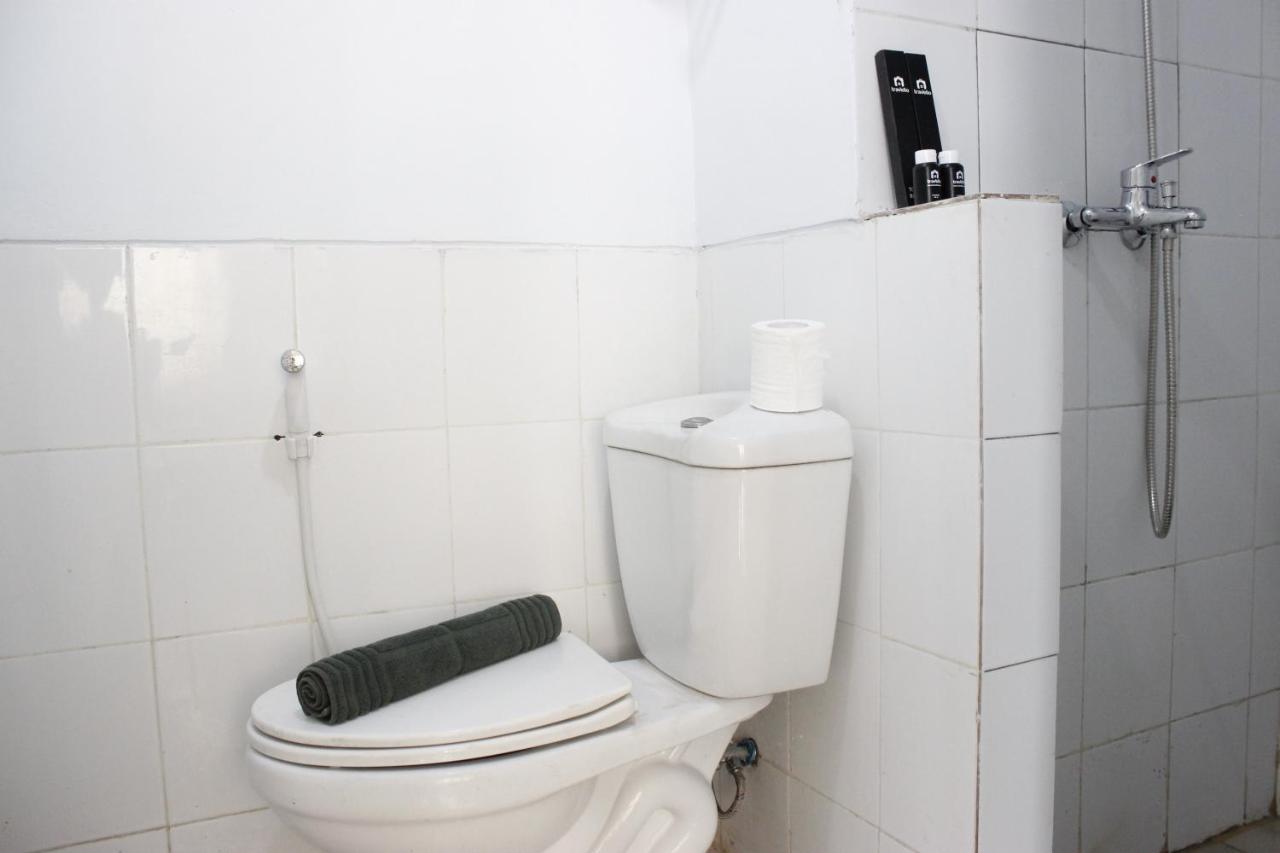 בנדונג Modest 2Br Apartment At The Jarrdin Cihampelas By Travelio מראה חיצוני תמונה